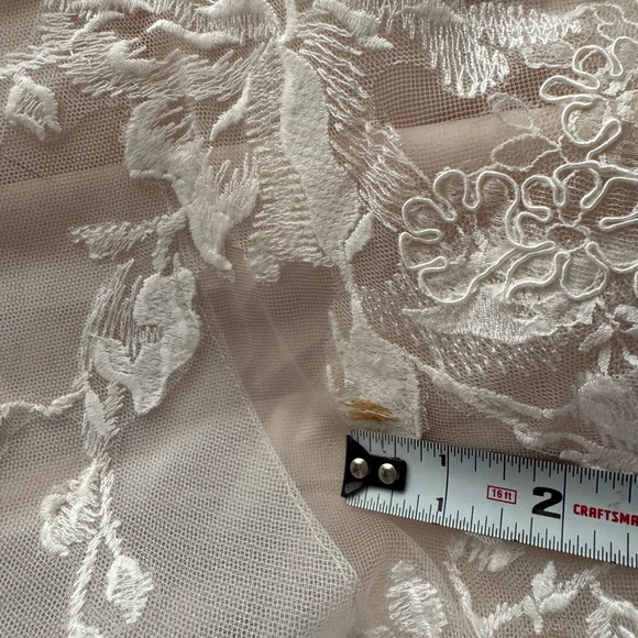 Madison James Fletcher wedding dress - Picture 8 of 9